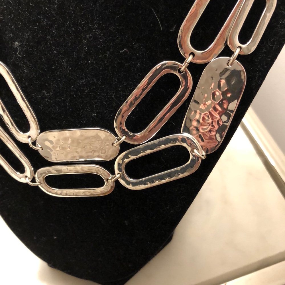 Kit Kat necklace - Picture 2 of 3